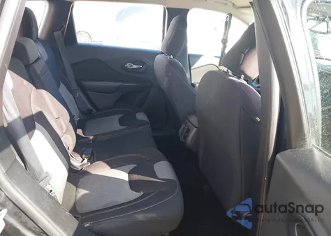 2014 Jeep Cherokee Sport z USA, uszkodzony, nr VIN 1C4PJLAB8EW148804